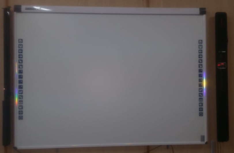 Interactive White Board (86 inch)